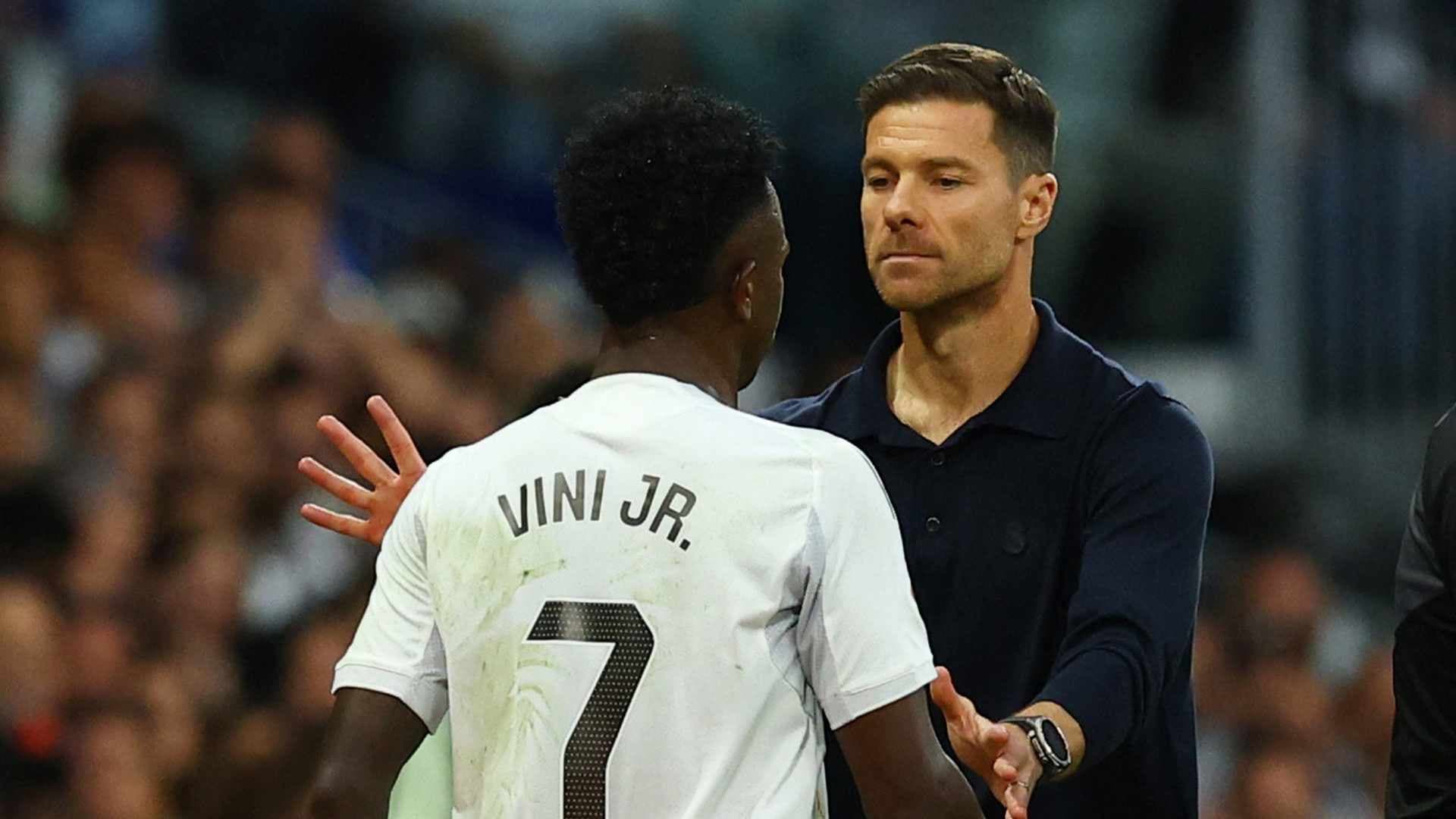 Krizë në Real Madrid: Xabi Alonso ka kërkuar largimin e Vinícius Jr.