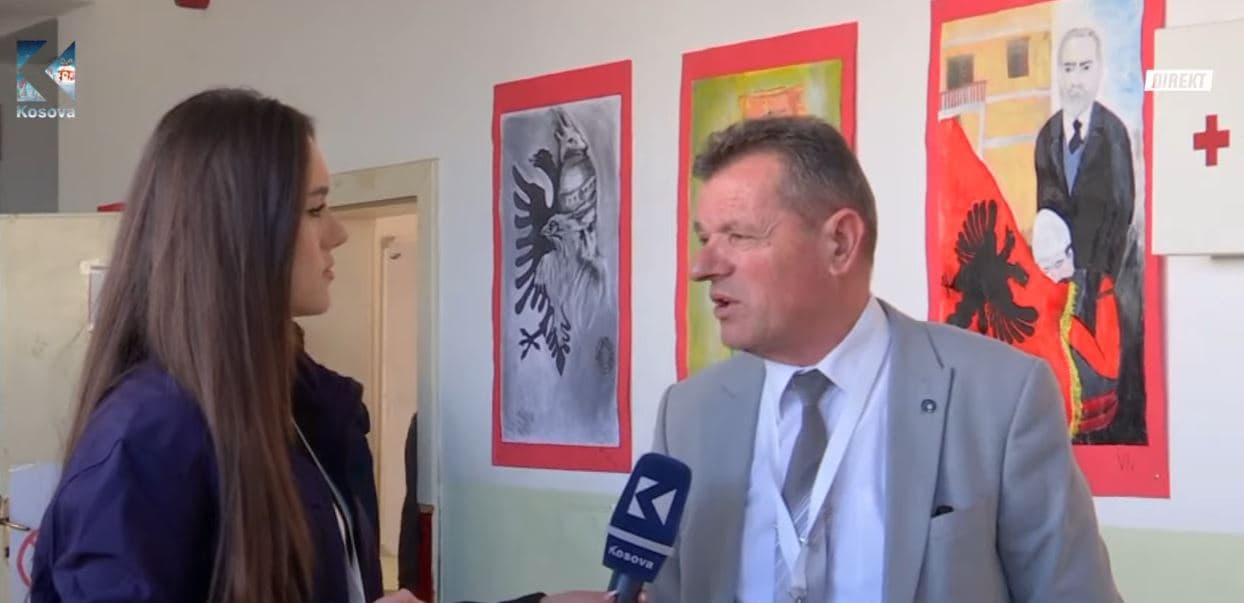 Përplasje mes një mërgimtari dhe komisionerëve në Zhegër, tentoi të votojë për nënën (VIDEO)