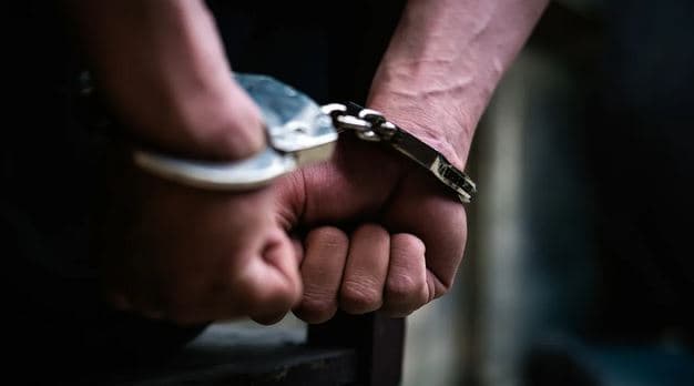 Tre të rinj arrestohen për vjedhje të rëndë në Prishtinë