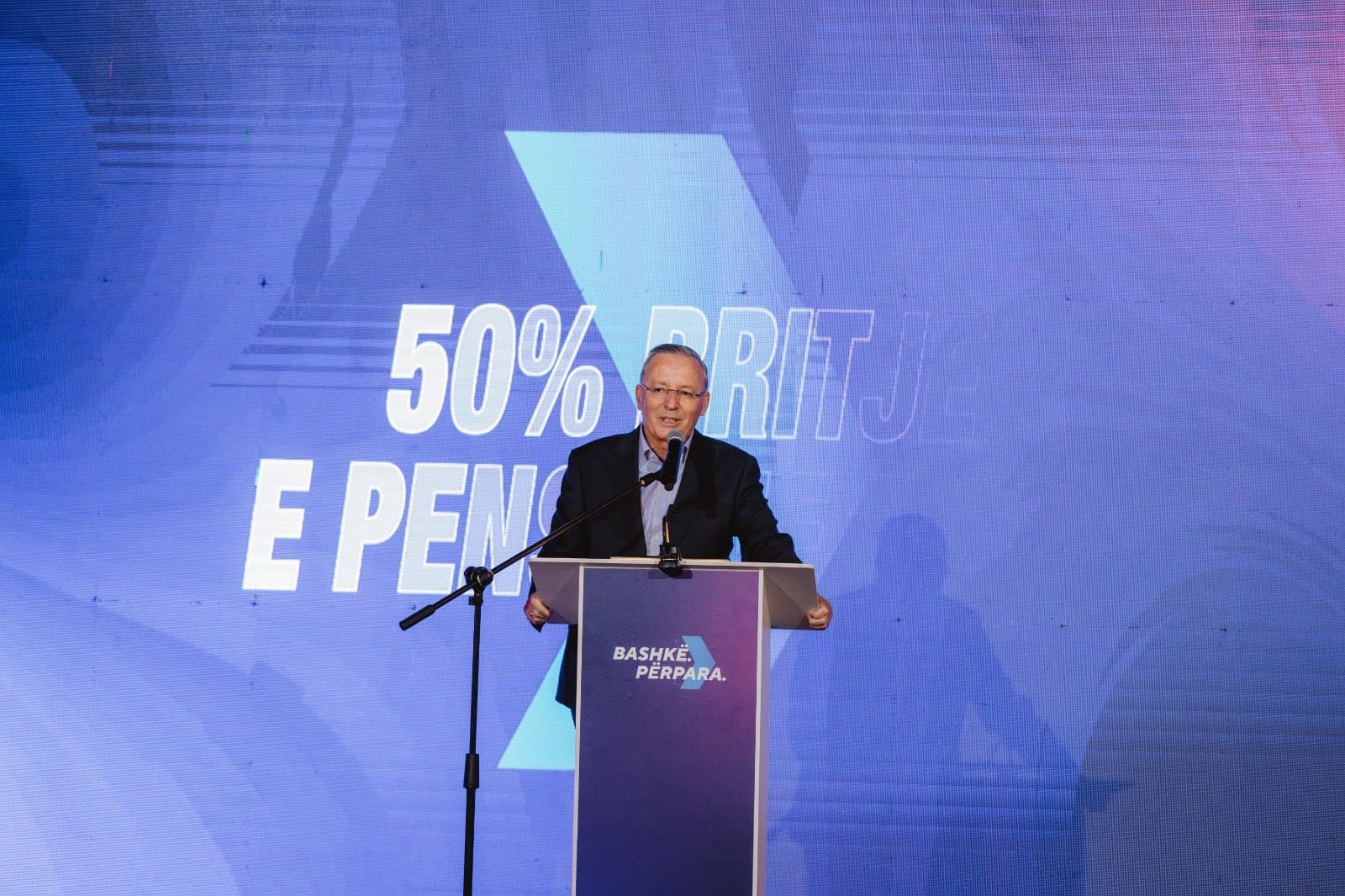 Hamza ia tregon Kurtit formulën për ulje të tatimeve e rritje të pagave: E kemi ba më 2009 (VIDEO)
