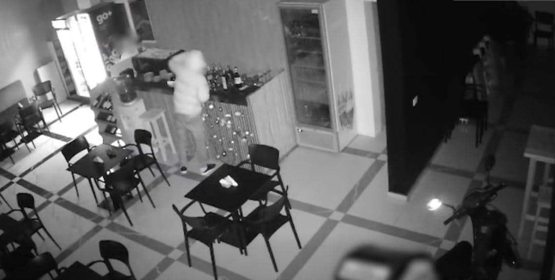 Kapen dy hajnat shqiptarë të lokaleve, Policia publikon pamjet (VIDEO)