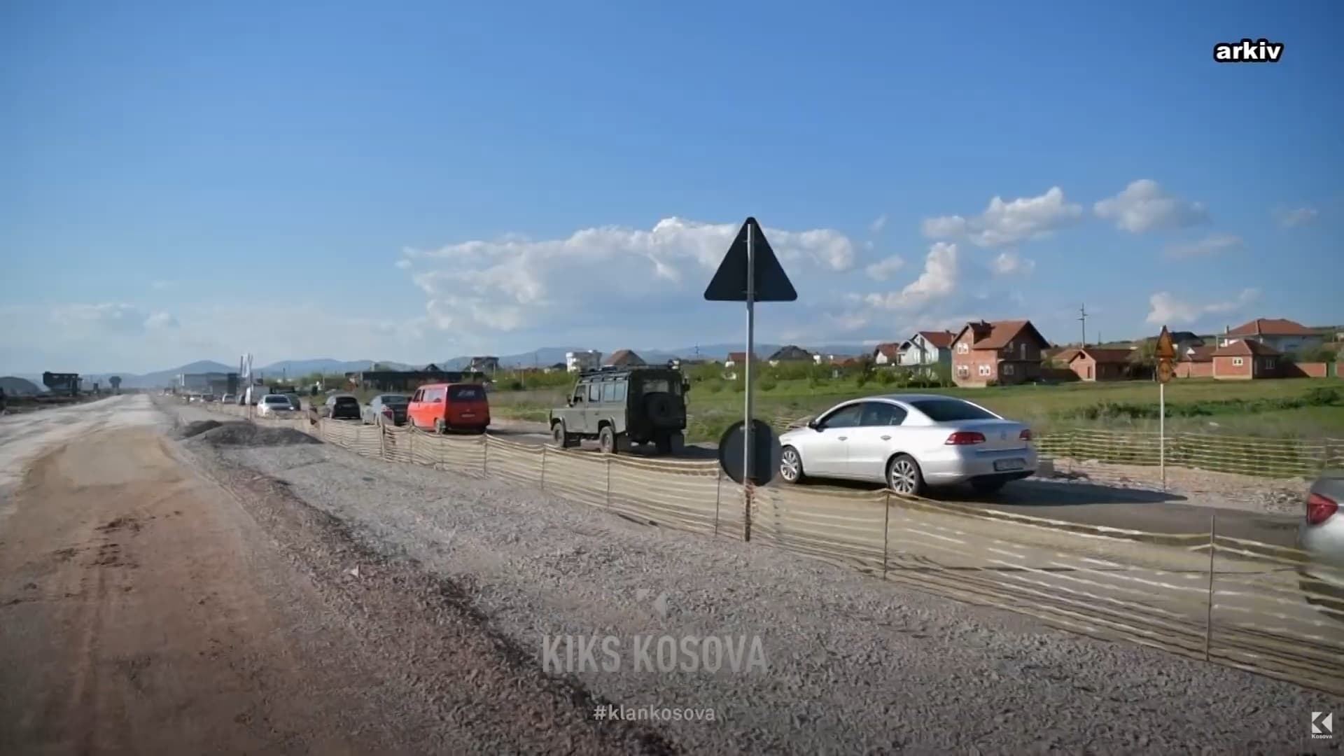 Rrugët që Kurti nuk i bëri kurrë / Gjilan-Prishtinë, Prishtinë-Podujevë e Mitrovicë-Prishtinë (VIDEO)