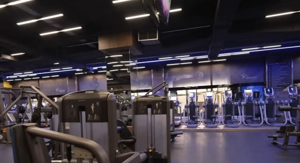 Zgjedhjet i "largojnë" qytetarët nga relaksi (VIDEO)
