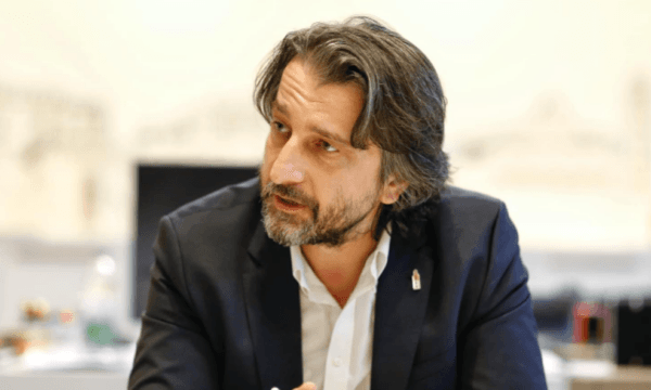 Rama reagon pas arrestimit të zyrtarëve të komunës: Do të ofroj bashkëpunim të plotë