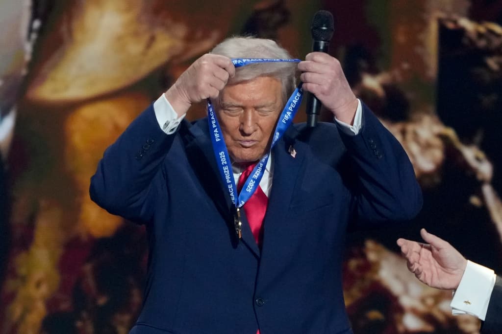 FIFA nderon Trumpin me Çmimin e Paqes: Lidershipi i tij garantoi paqen edhe mes Kosovës e Serbisë