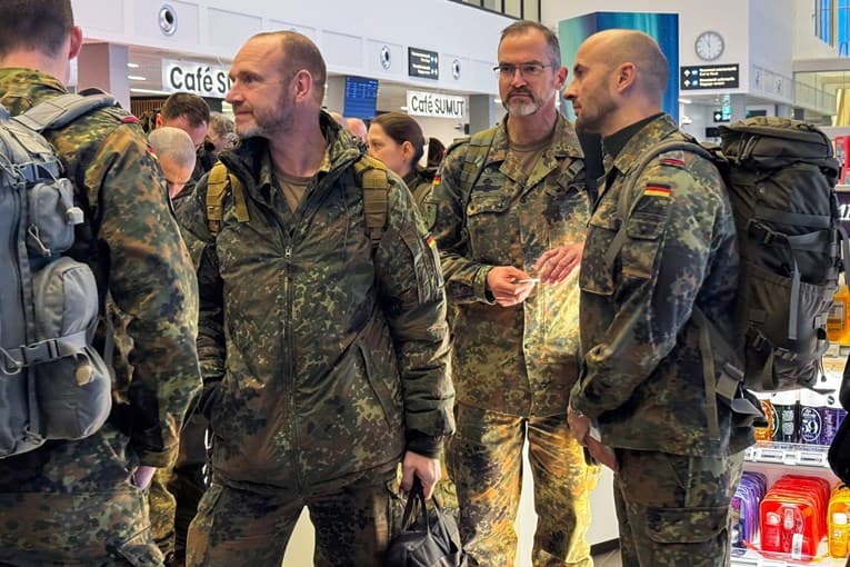 Ushtarët gjermanë largohen nga Greenlanda pas më pak se 48 orësh