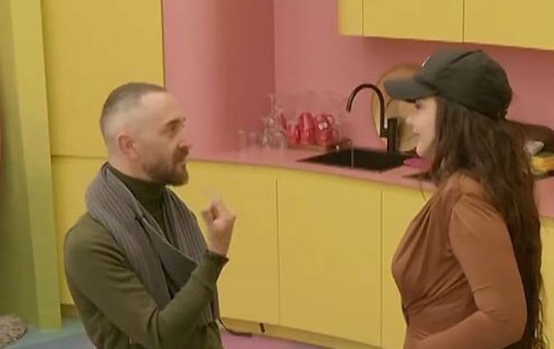 Alba flet me Arditin për Toneyn: Dua një përqafim nga ai, më duket djalë i mirë (VIDEO)
