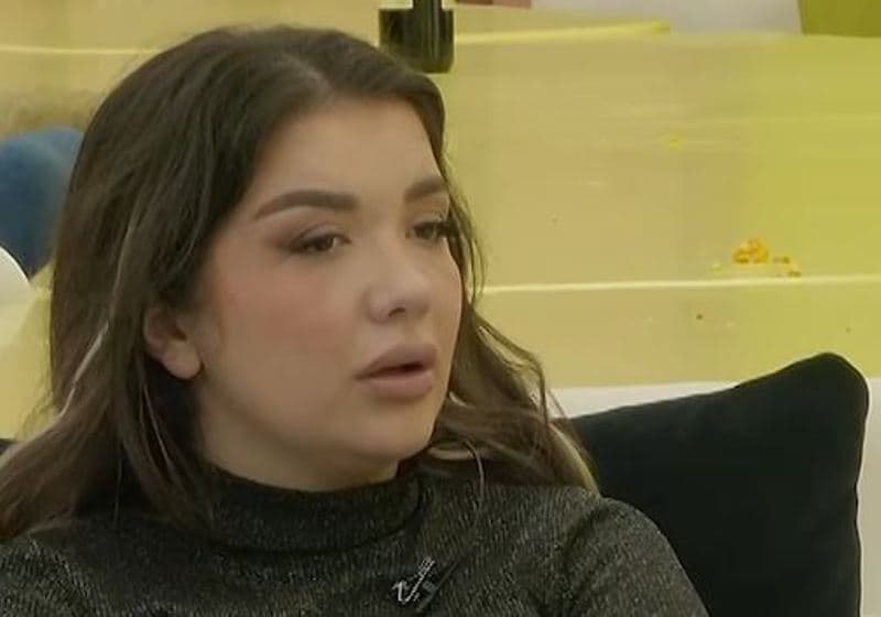 Alba flet për lojën e Londrimit: Po merr fuqi nga Aurora, ajo po i jep infuzion atij (VIDEO)