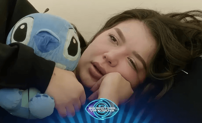 “Nuk ia dhuroi”, Bia thotë se Alba ia vodhi “stitchin” Limit (VIDEO)