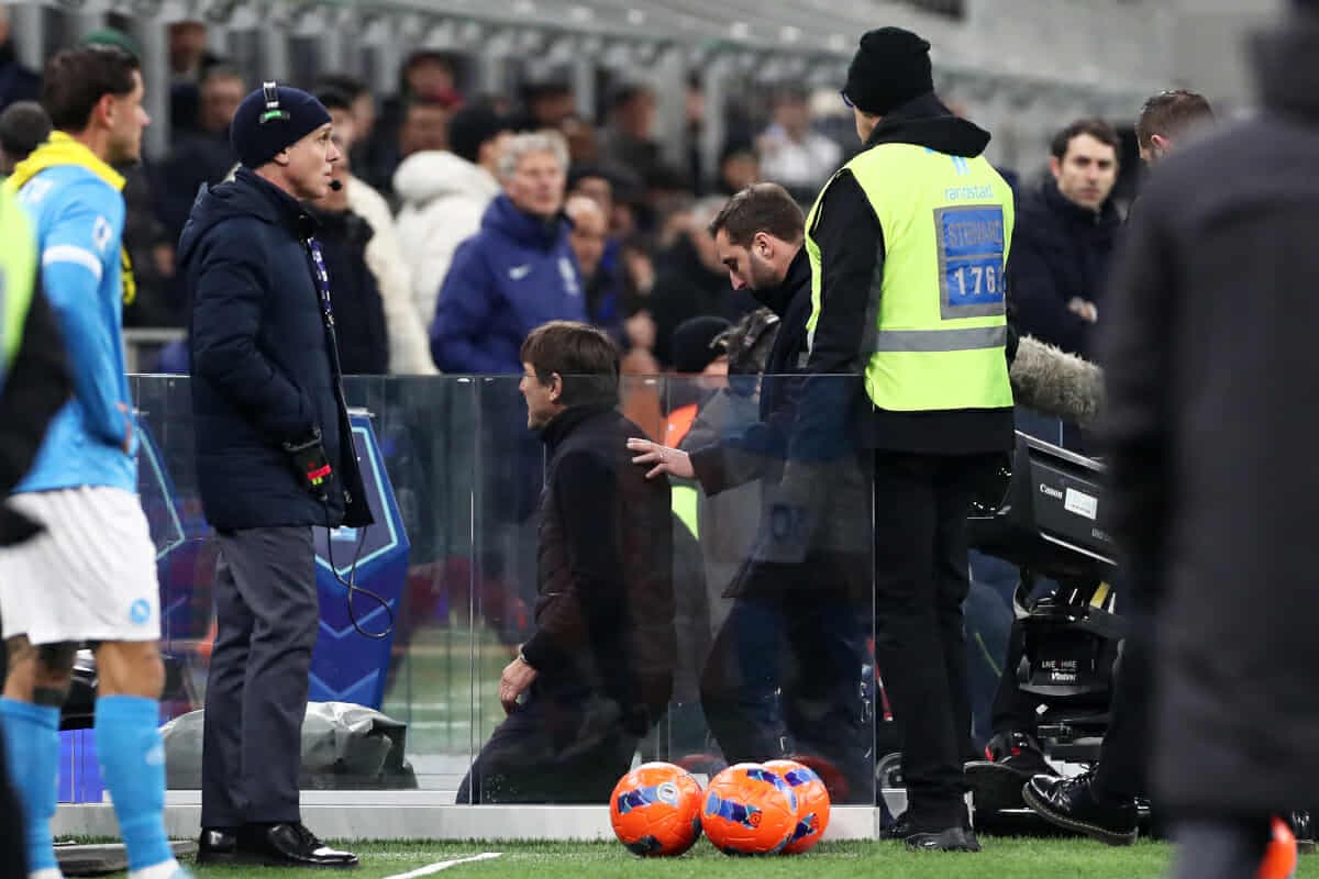 Conte pezullohet me dy ndeshje, pas veprimit të pahijshëm ndaj Interit
