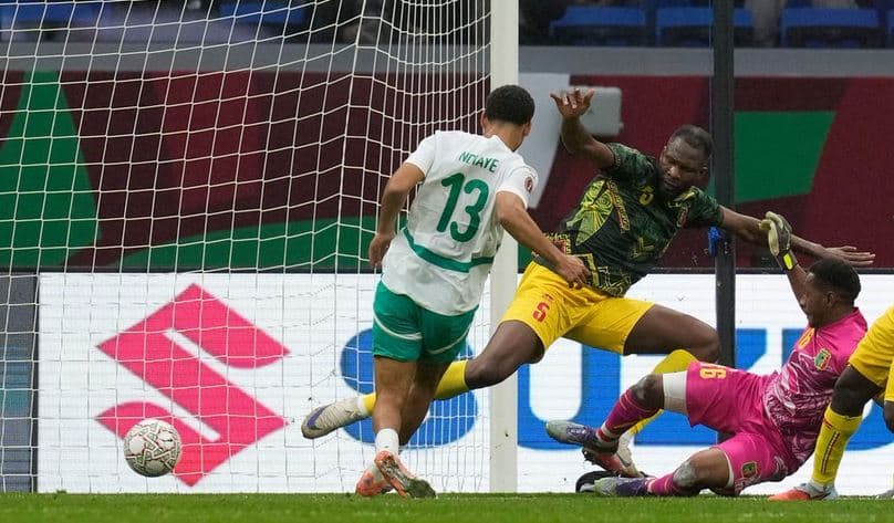 Kupa e Afrikës, Senegali prek gjysmëfinalen