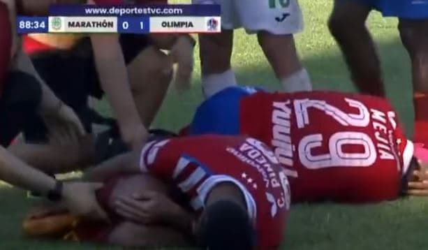 A është ky karton dyfish i kuq? (VIDEO)