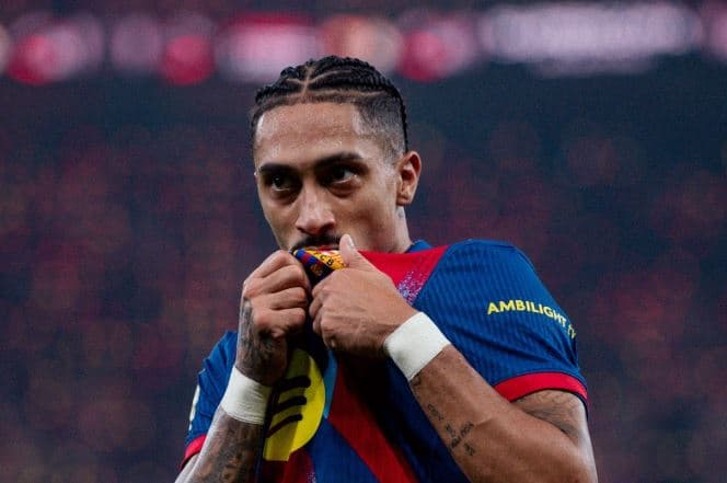 Raphinha i pandalshëm për Realin, Barcelona fiton Superkupën