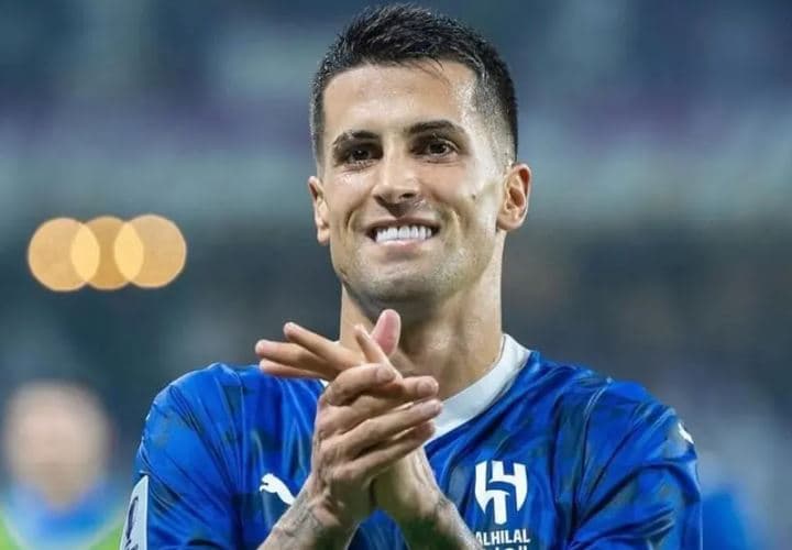 Cancelo po rikthehet te Interi?