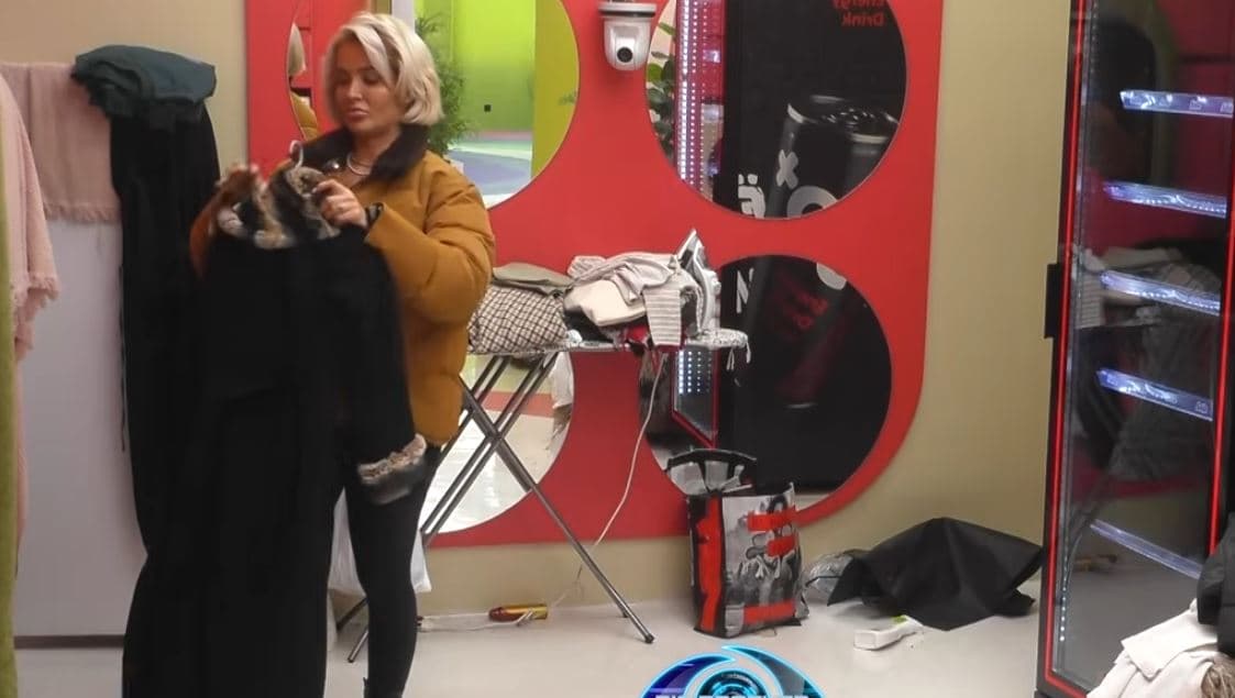 Ludo pyet Dolcen: A më do që jam facer apo rrezikant? (VIDEO)
