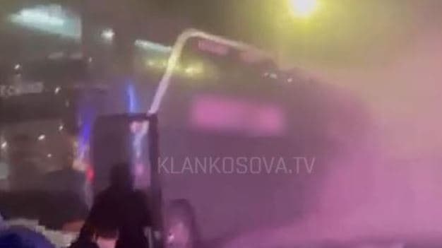Digjet autobusi që po shkonte nga Kosova në Zvicër, nuk ka të lënduar (VIDEO)