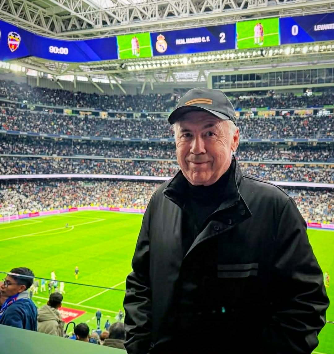 Ancelotti rikthehet në Bernabeu, emocione të veçanta për ish-trajnerin e Real Madridit