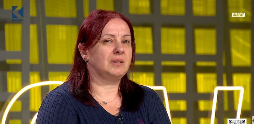 Nëna e Auron Thaqit kërkon burgim të përjetshëm për vrasësit e djalit të saj (VIDEO)