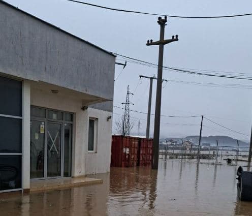 Rreziku nga shirat, KEDS ndërpret furnizimin me rrymë në Drenas, Malishevë e Rahovec