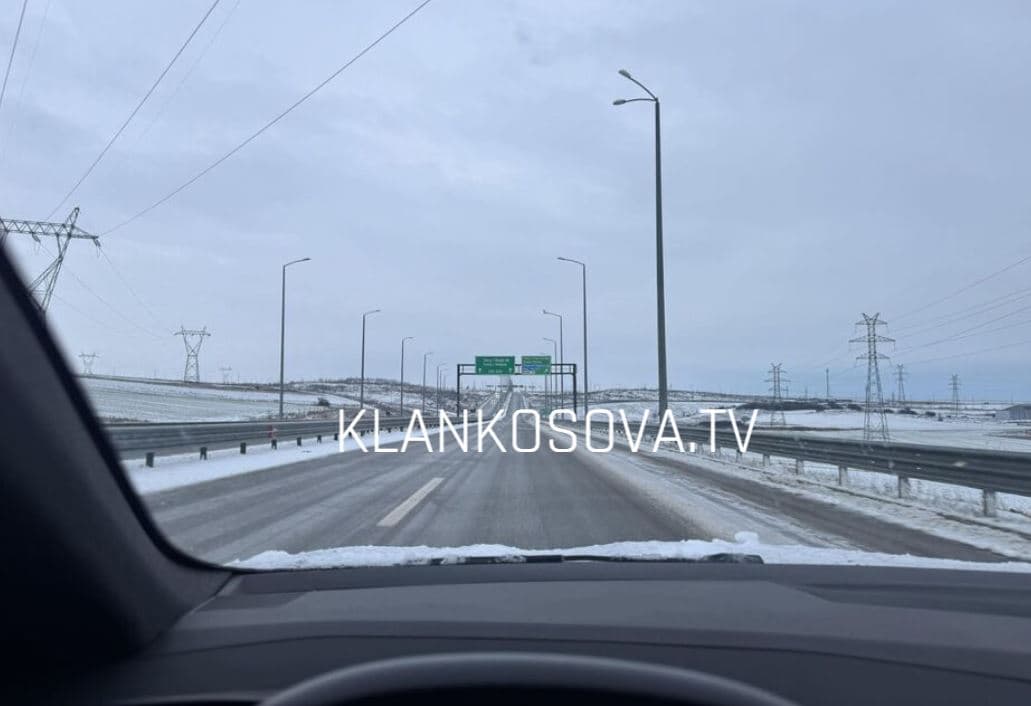 Autostrada “Ibrahim Rugova” në gjendje të mirë dhe e qarkullueshme pas reshjeve të borës