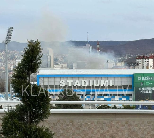 Digjet një objekt afër stadiumit në Prishtinë (VIDEO)