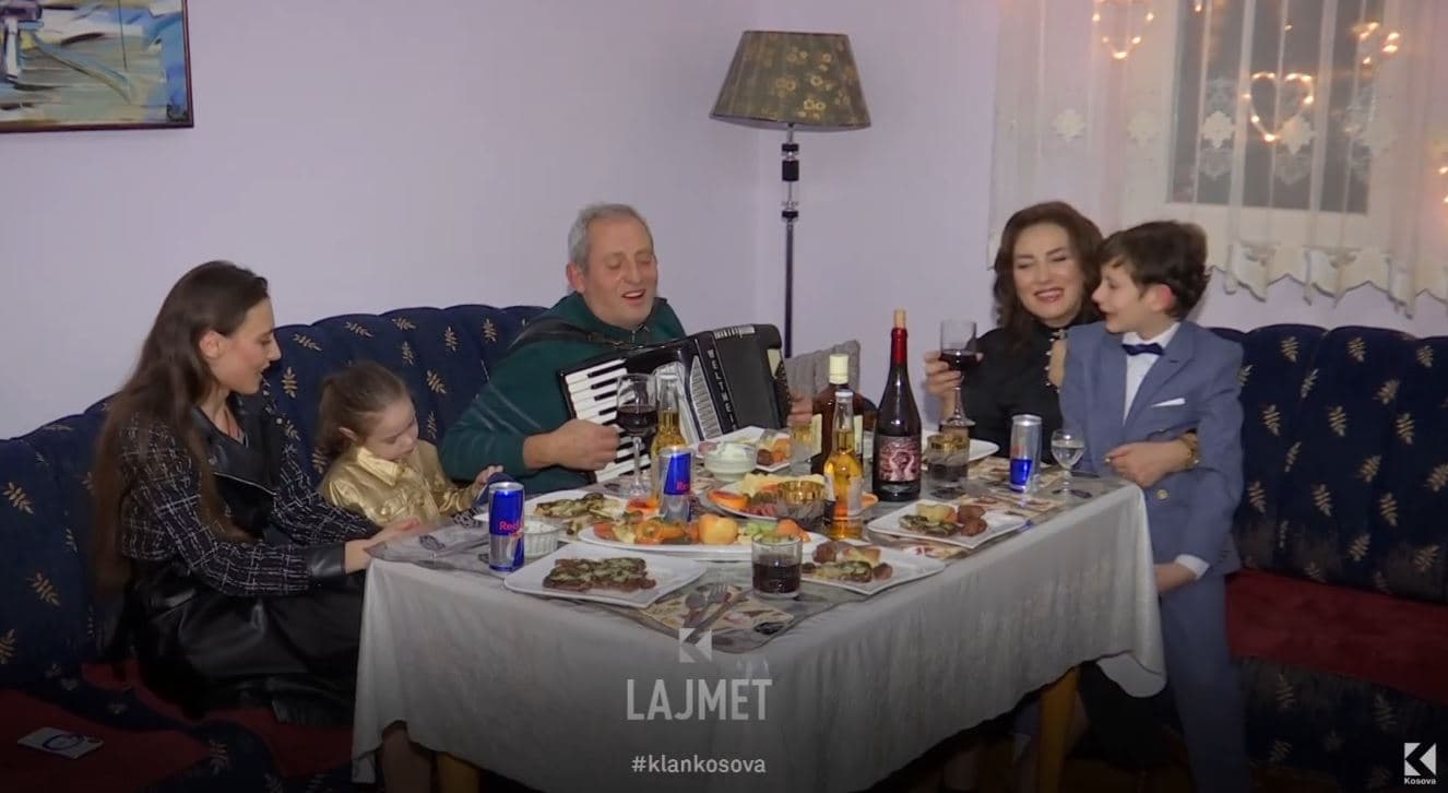 Gjakovarët, Vitin e Ri e festuan kryesisht nëpër shtëpi (VIDEO)