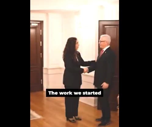 Harry Bajraktari në mbështetje të Vjosa Osmanit për një mandat të dytë (VIDEO)