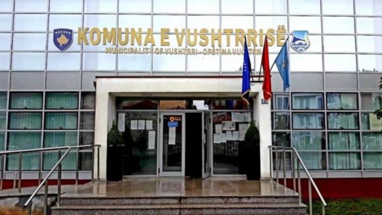 Asamblisti i LDK-së në Vushtrri jep dorëheqje pas humbjes së vendit të punës si mësimdhënës