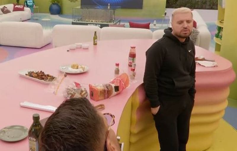 Labi me lëvdata për Klodin: Është djalë i besës…(VIDEO)