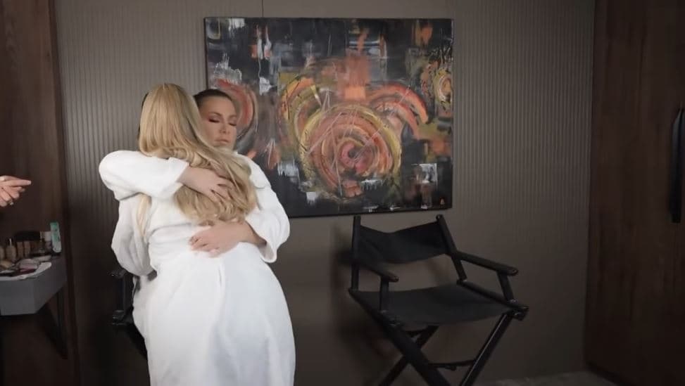 Leonora Jakupi zbulon “problemin” që ka me Oltën Gixharin (VIDEO)
