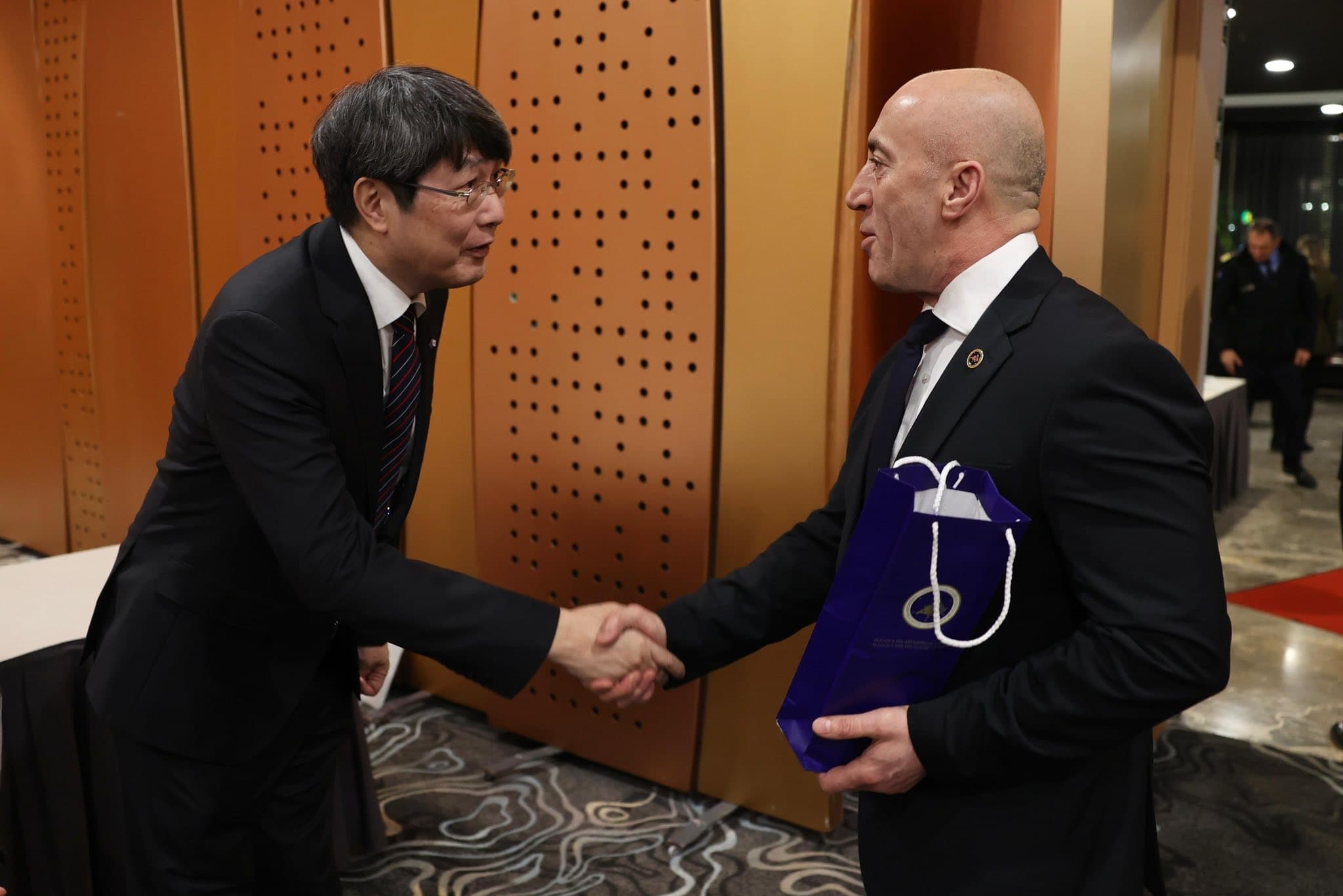 Haradinaj uron ambasadorin japonez për Ditën Kombëtare: Japonia, partner i fuqishëm