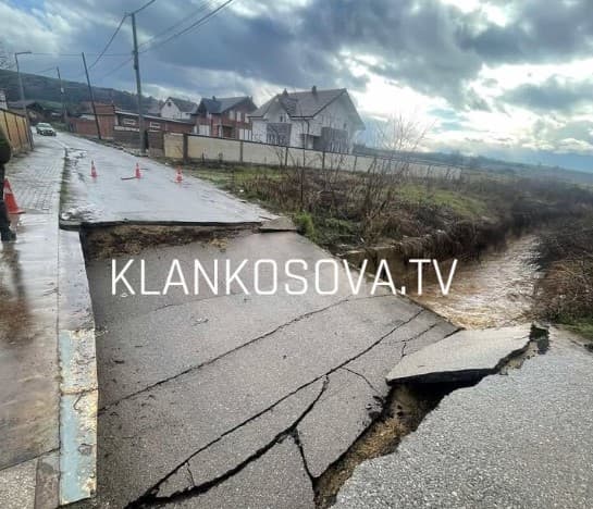 Shembet ura në Smallushë të Lipjanit, ua vështirëson lëvizjen banorëve (FOTO)