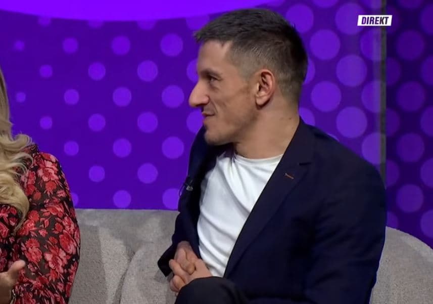 “Ha kikirika e vuj”, Krasniqi ironizon Albën e BBVK (VIDEO)