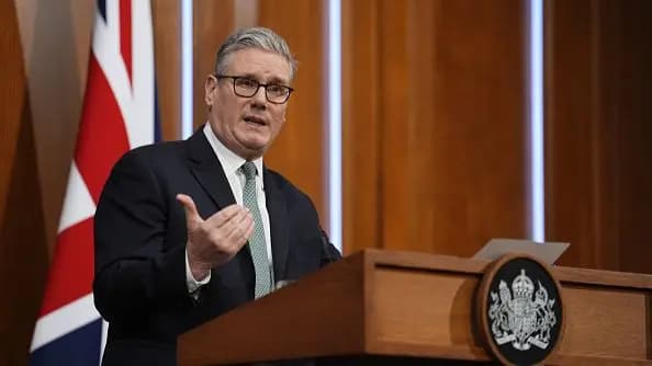 Starmer thotë se kërcënimi i Trump për Grenlandën është 'krejtësisht i gabuar'