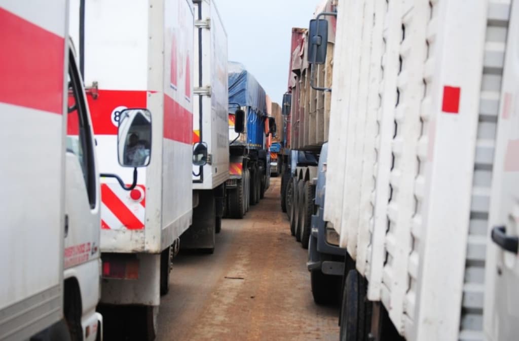 Protestat e transportuesve po rrezikojnë tregtinë, OEK i bën thirrje BE-së për ndërhyrje