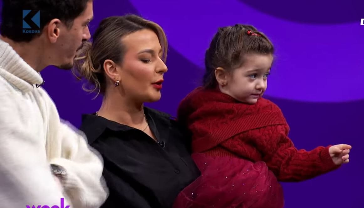 3-vjeçarja “ia hedh valles” në 'Weekend' - tregon se është fanse e emisionit (VIDEO) 