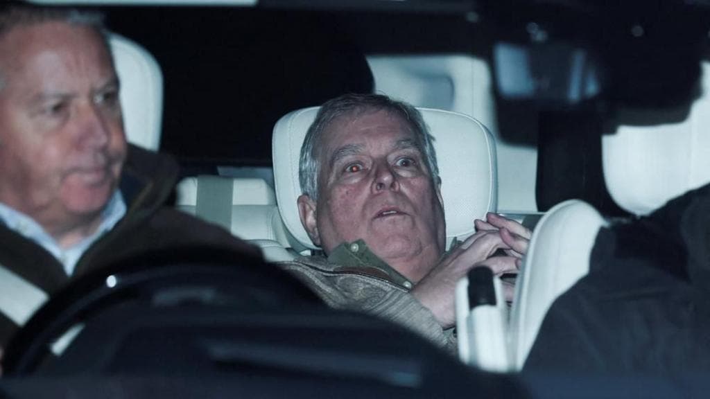 Policia do të vazhdojë kontrollin në ish-shtëpinë e Andrew pas lirimit të tij