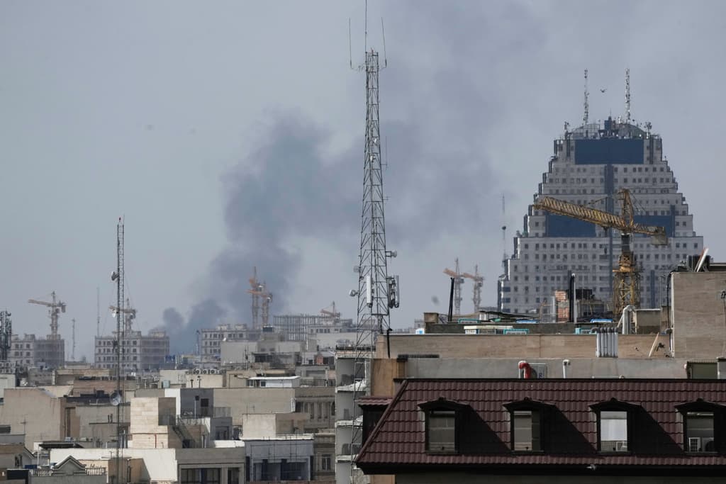 BBC: Mbi 200 të vdekur nga sulmet në Iran