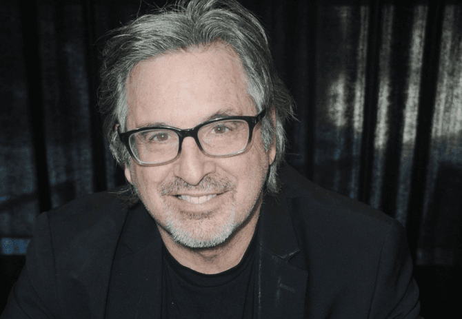 Vdes tragjikisht aktori, Robert Carradine