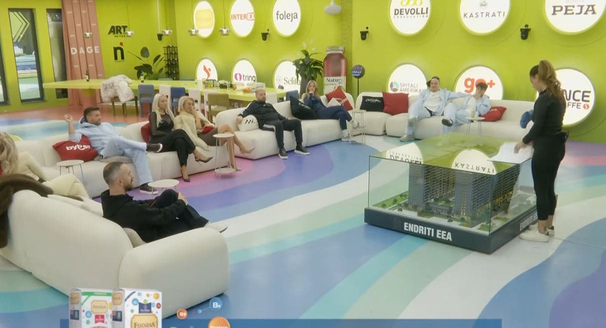 "Vëllai i Madh" informon banorët për largimin e Albës, ja si reaguan ata (VIDEO)