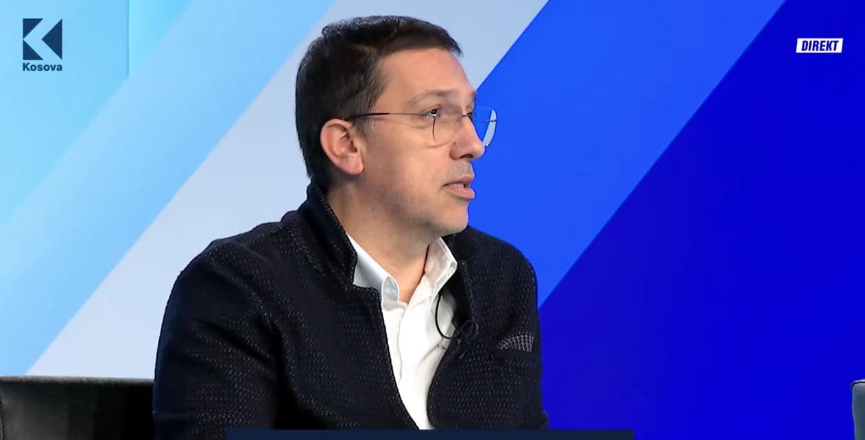 Thaçi i “mashtroi” amerikanët-Sejdiu: Budallëku i prokurorëve të Speciales është ‘isharet’ i mirë (VIDEO)