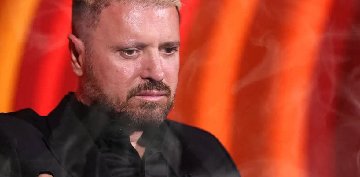 "Lufta, babai, muzika", Labinot Rexha rrëfen historinë e jetës së tij (VIDEO)