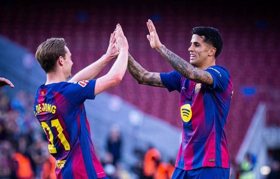 Barcelona po e shfrytëzon bukur rrëshqitjen e Realit, po fiton 2-0