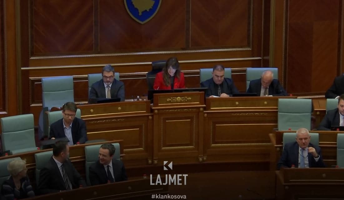 Zgjidhja e problemit: A duhet të votohet presidenti nga qytetarët? (VIDEO)