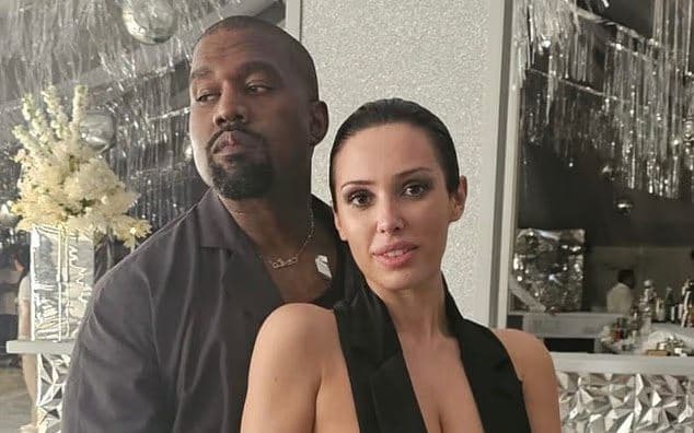 Bianca Censori rrëfen jetën e "vështirë" me Kanye West