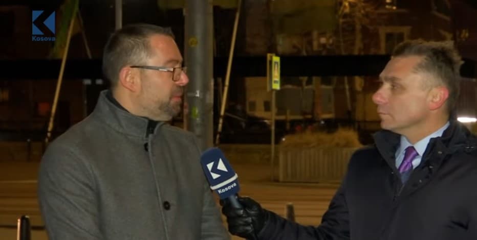 Familjari i Jakup Krasniqit kritika të ashpra Speciales: Katërshja e UÇK-së në Hagë u trajtuan si kriminelë (VIDEO)