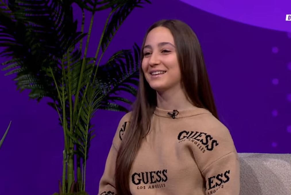 Dea Hoxha, 14 vjeçarja kujton kohën si aktore e "Çka ka shpija" (VIDEO)