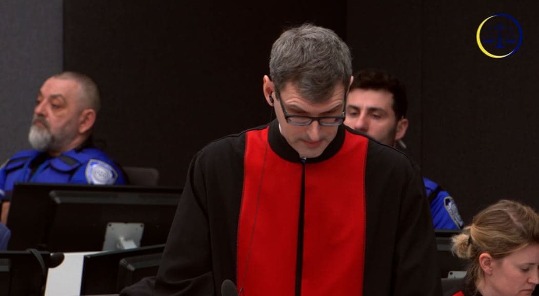 Mbrojtja e prerë me ZPS-në: S’keni asnjë provë që Jakup Krasniqi ka vizituar vendet e ndalimit 