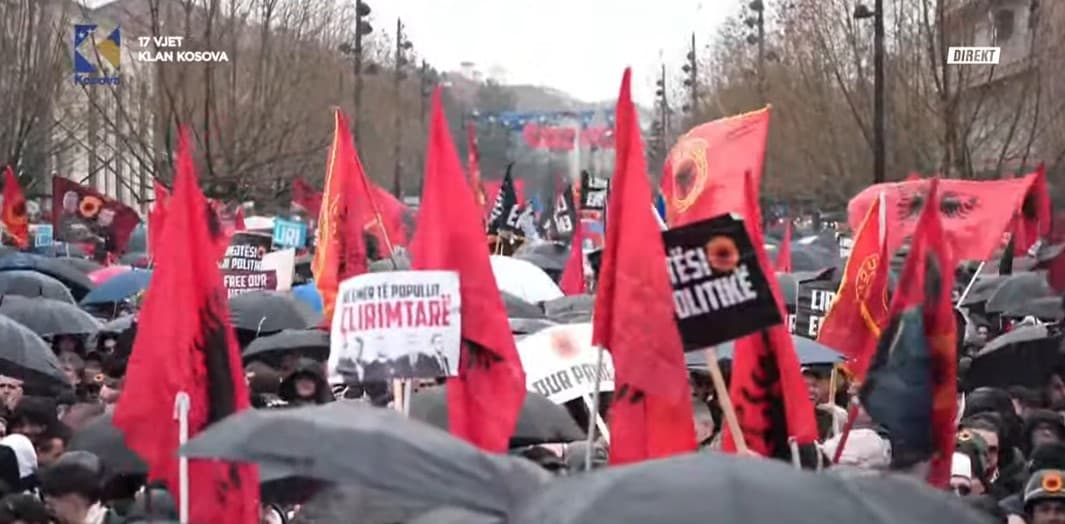 “Drejtësi, jo politikë”, jehonë Prishtina për çlirimtarët