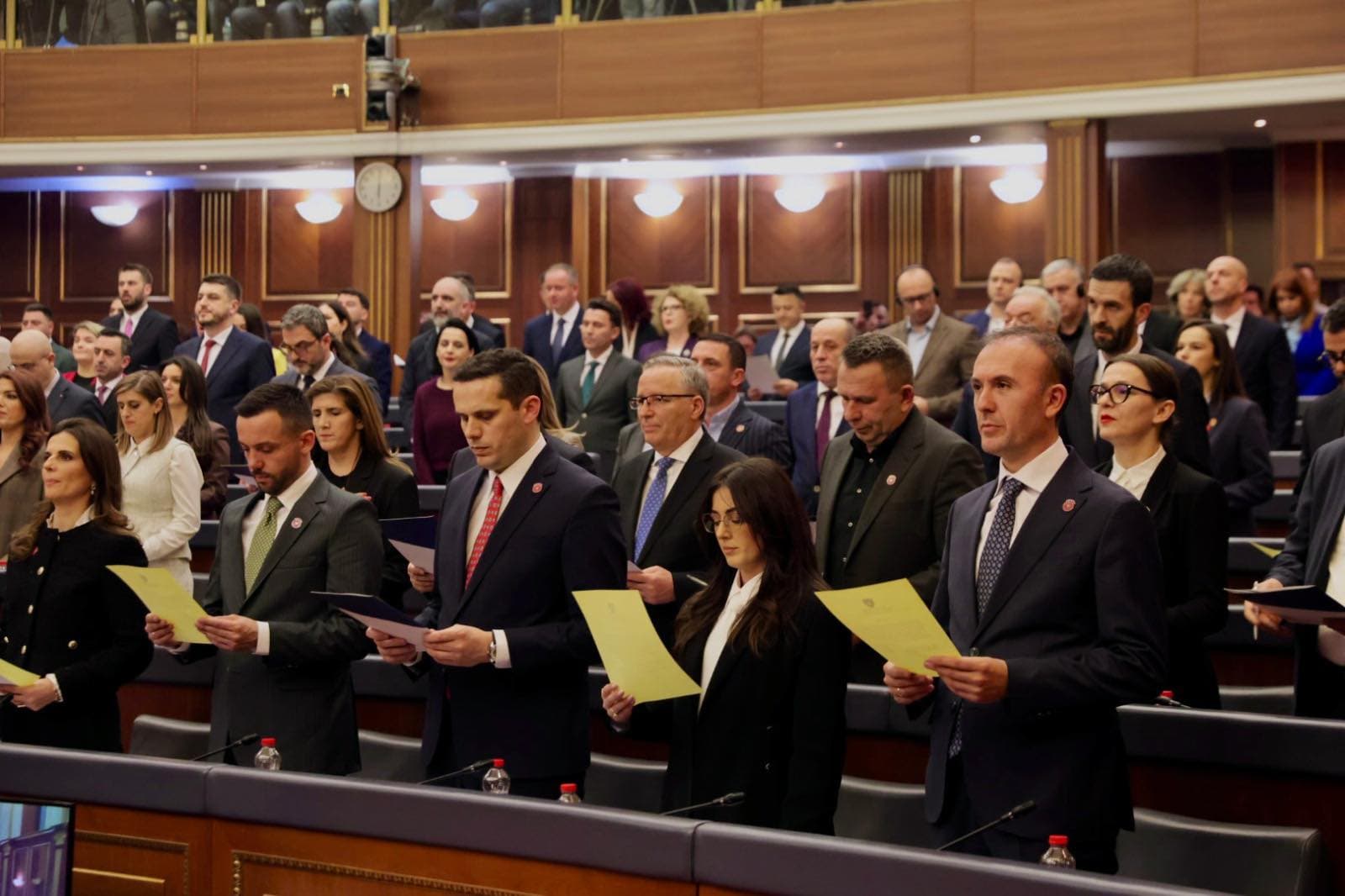 Hamza: Legjislatura e re nis në një moment kyç për mbrojtjen e shtetësisë e drejtësisë në Hagë